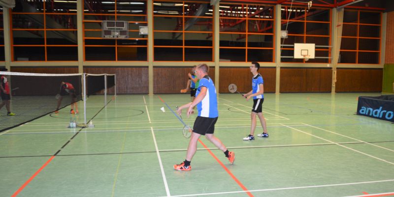 Badminton: Eine Hand ist schon am Pott - MTSV Eschershausen zieht ins Finale um den Mannschaftskreispokal ein